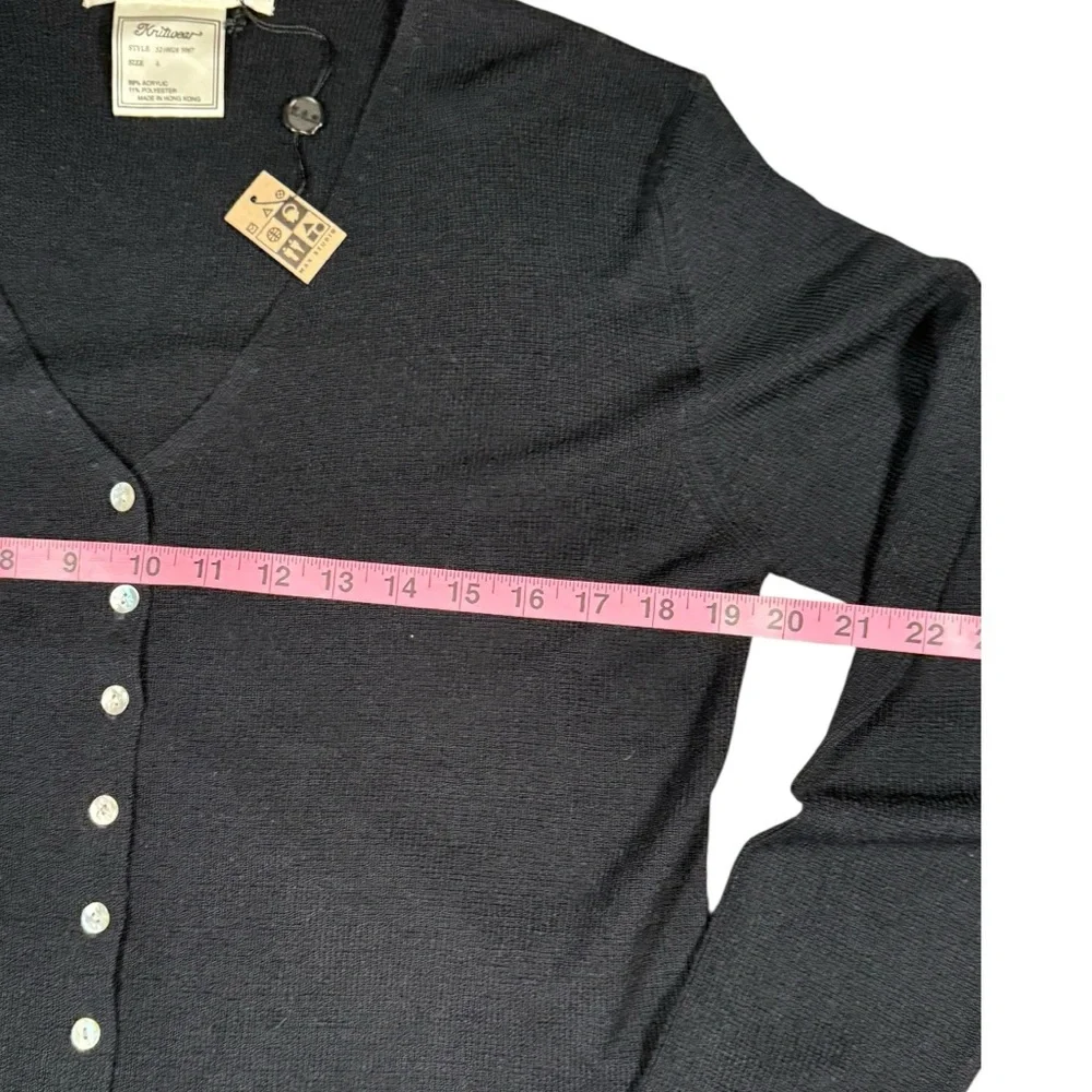Max Studio Minimalist Black Ribbed Cardigan Sweater Button Front NWT Large - Picture 4 of 7